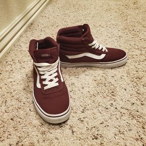 Burgundy ski hi slim Vans